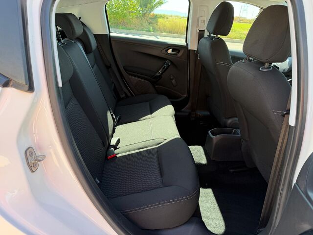 PEUGEOT 208 ACTIVE 1.2 VTI SPANISH LHD IN SPAIN 84000 MILES SUPERB 2018